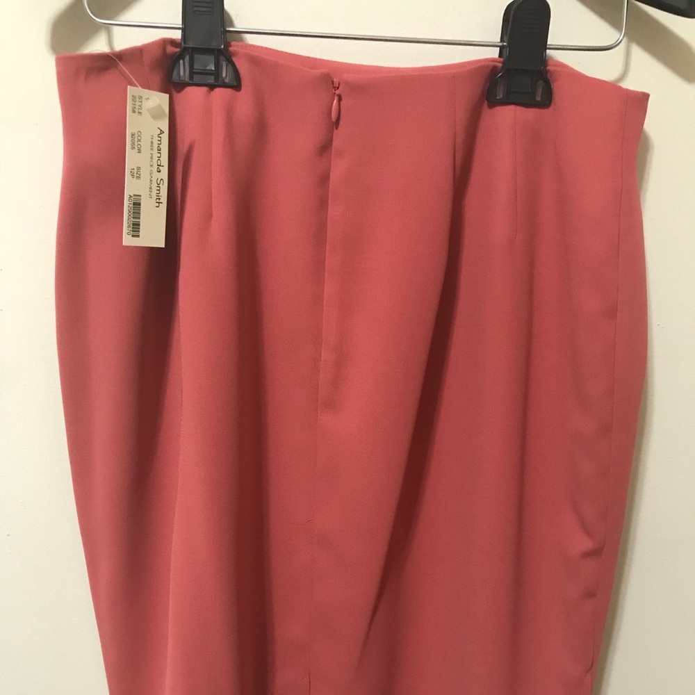 Amanda Smith skirt